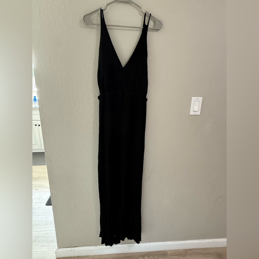 Lulus Black Crinkle Pleated Maxi Dress - Size L